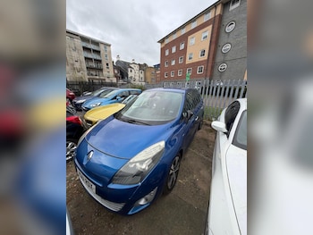 Used Renault Grand Scenic 2011 for sale - 78057529: Photo