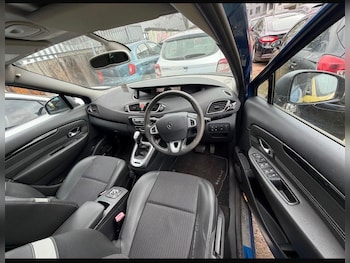 Used Renault Grand Scenic 2011 for sale - 78057529: Photo