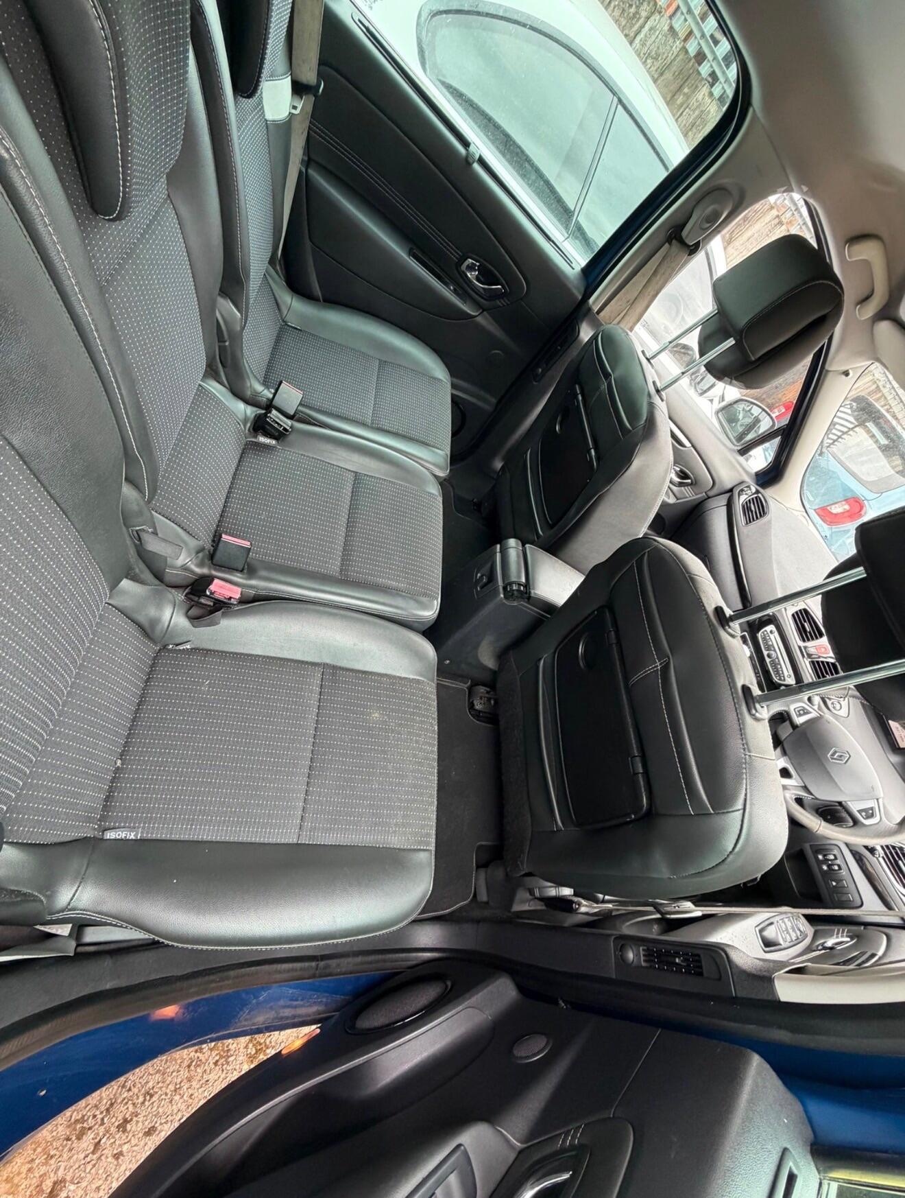 Used Renault Grand Scenic for sale - 78057529: Photo 4