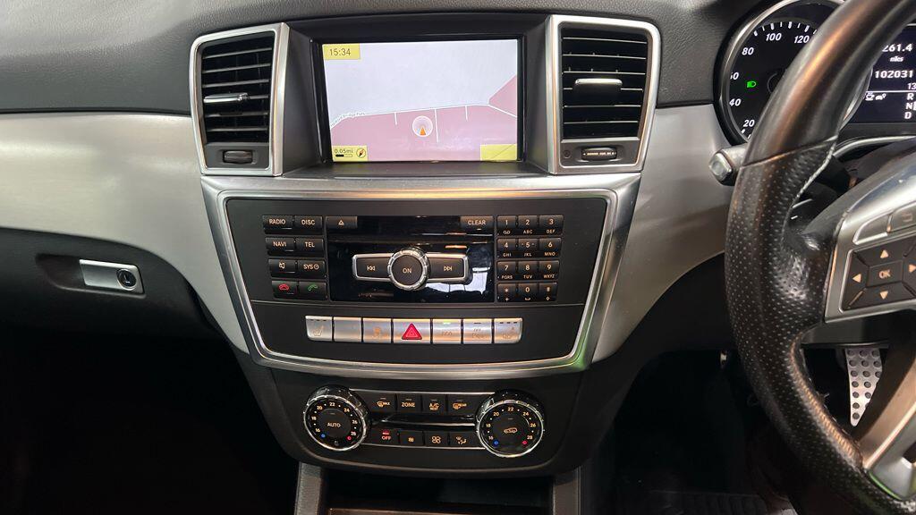 Used Mercedes-Benz M Class 2012 for sale - 76473009: Photo 4