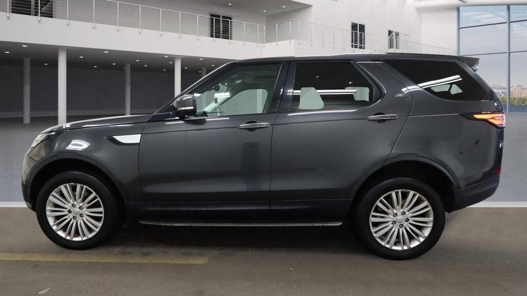 Used Land Rover Discovery 2017 for sale - 77351968: Photo 11