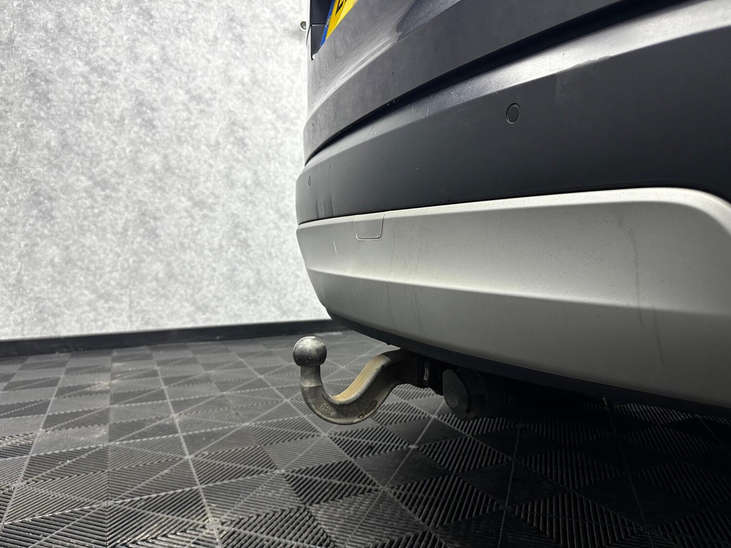 Used Land Rover Discovery 2017 for sale - 77351968: Photo 36