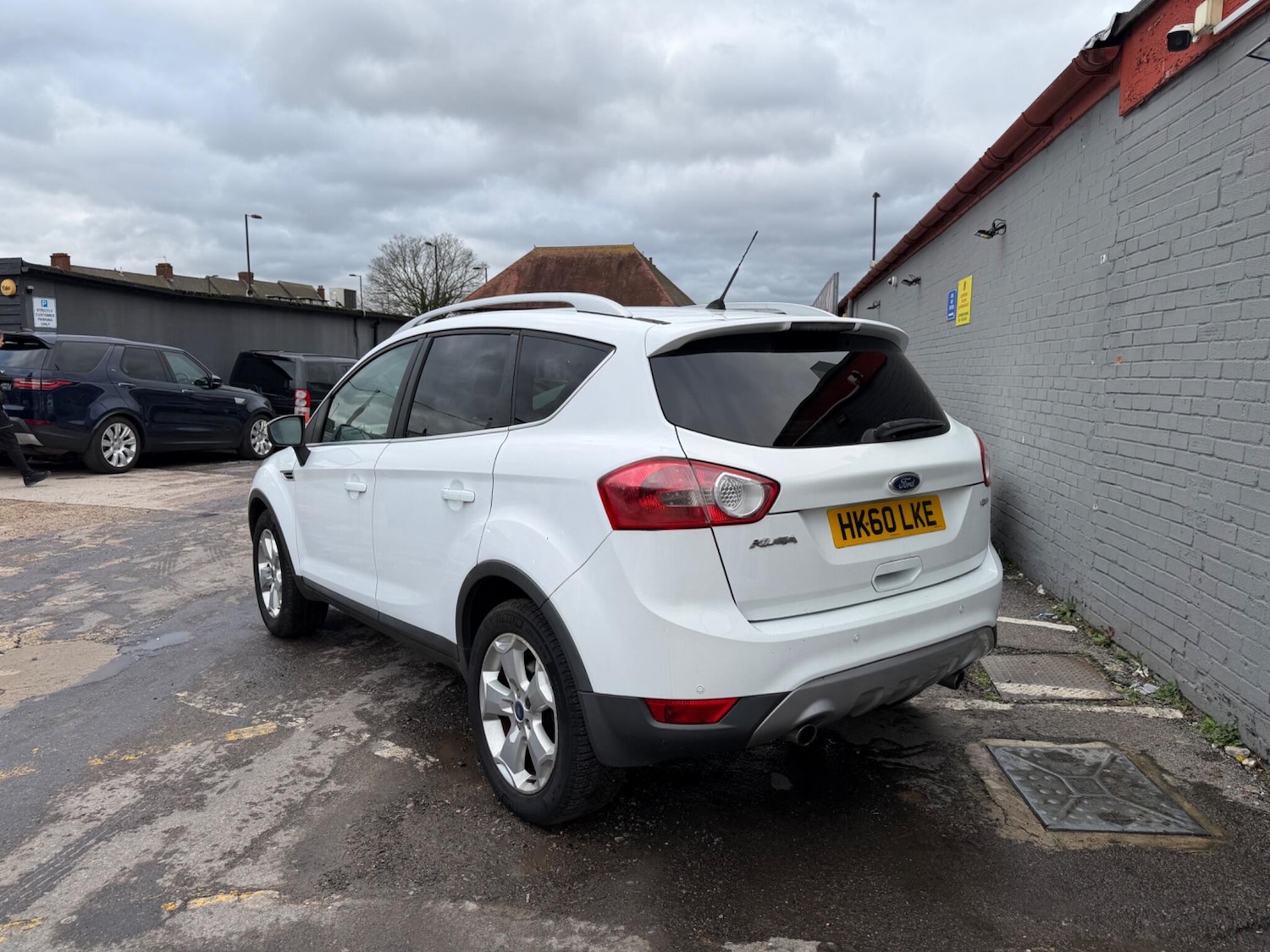 Used Ford Kuga 2011 for sale - 77411287: Photo 2