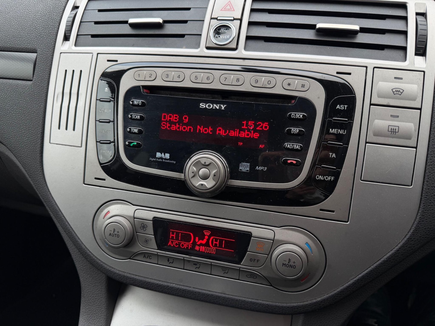 Used Ford Kuga 2011 for sale - 77411287: Photo 6