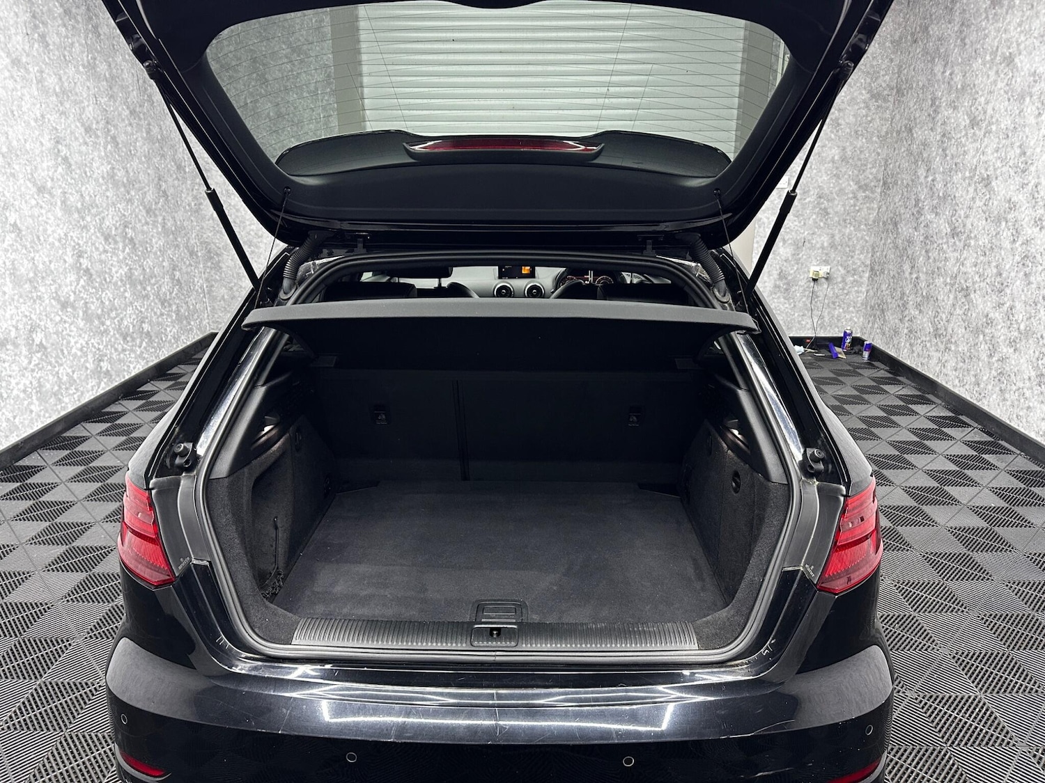 Used Audi A3 2018 for sale - 77611761: Photo 11