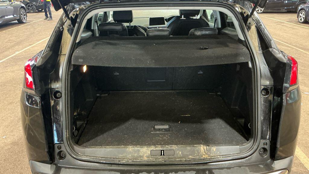 Used Peugeot 3008 2018 for sale - 77696250: Photo 11
