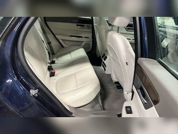 Used Jaguar XF 2016 for sale - 76227056: Photo 3