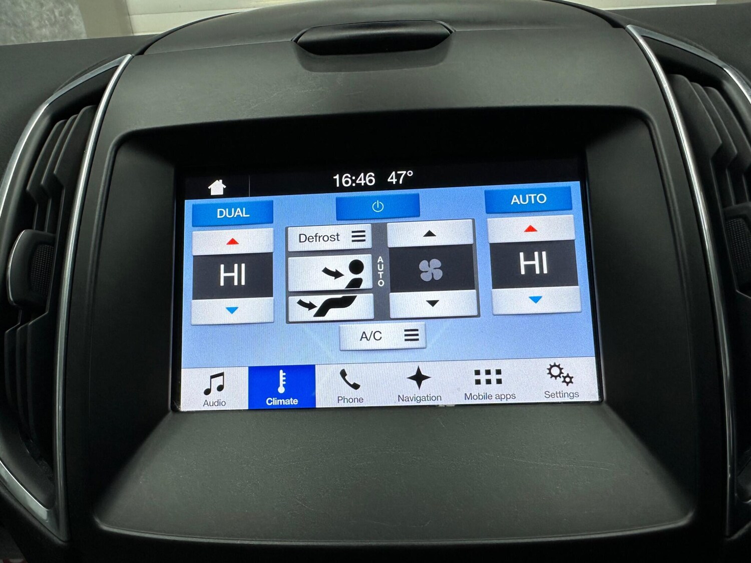 Used Ford Galaxy 2017 for sale - 78058865: Photo 23