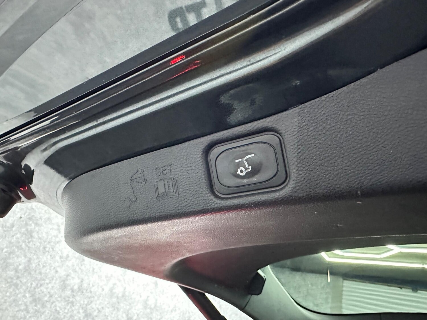 Used Ford Galaxy 2017 for sale - 78058865: Photo 37