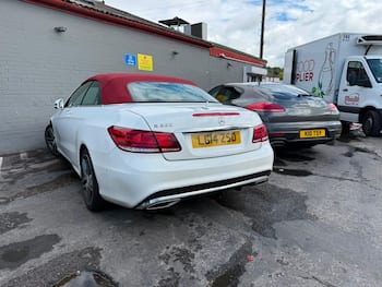 Used Mercedes-Benz E Class 2014 for sale - 79664564: Photo
