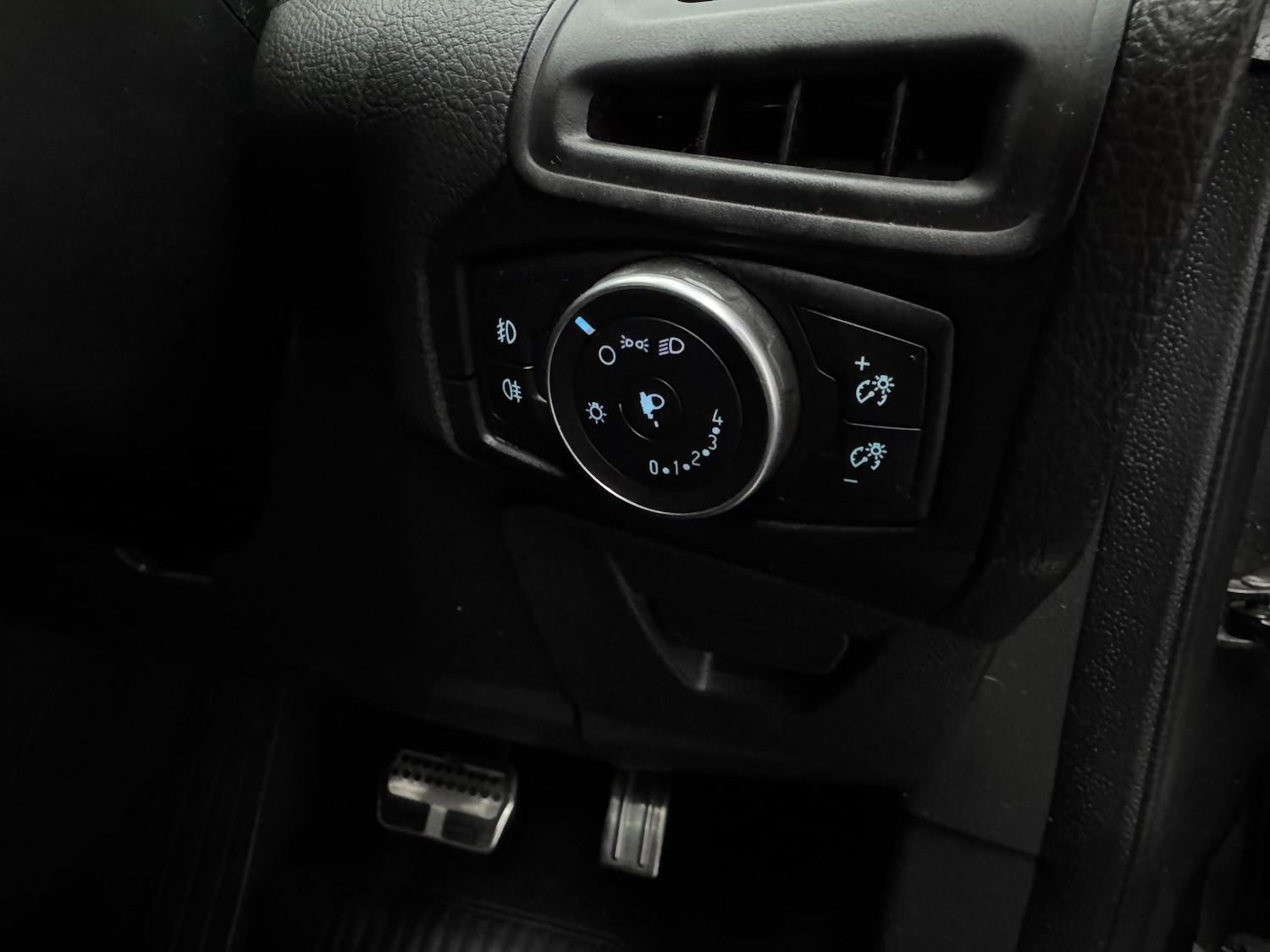 Used Ford Focus 2017 for sale - 77304875: Photo 21