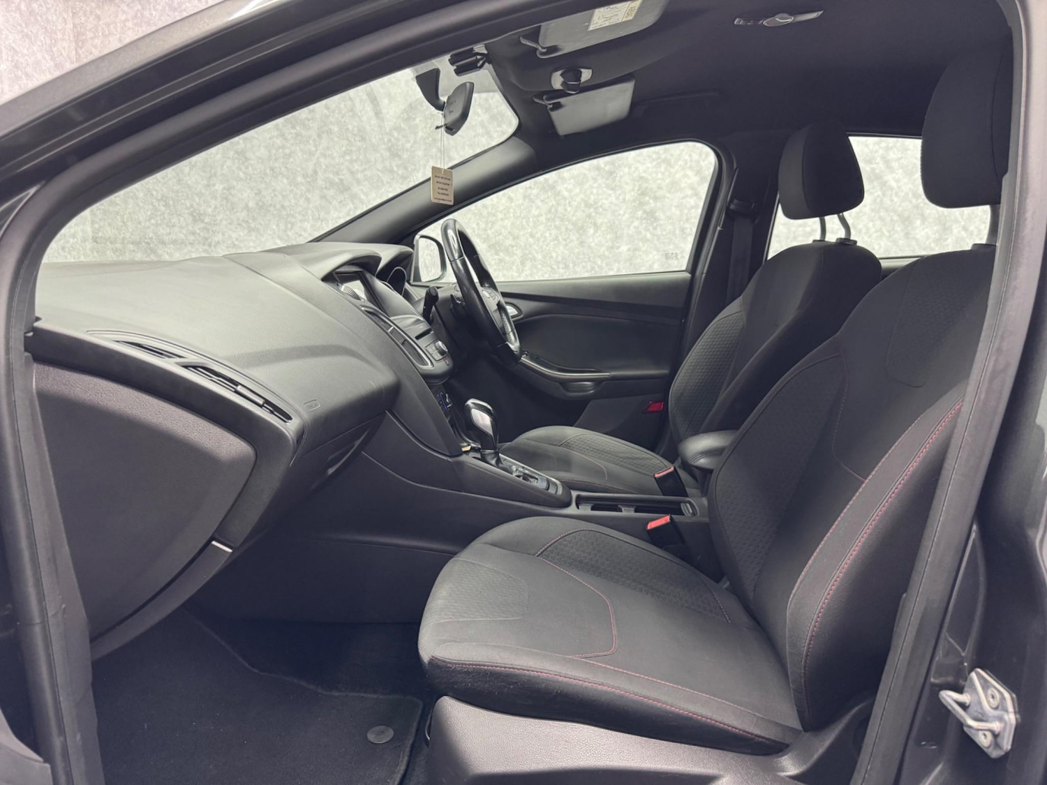 Used Ford Focus 2017 for sale - 77304875: Photo 3