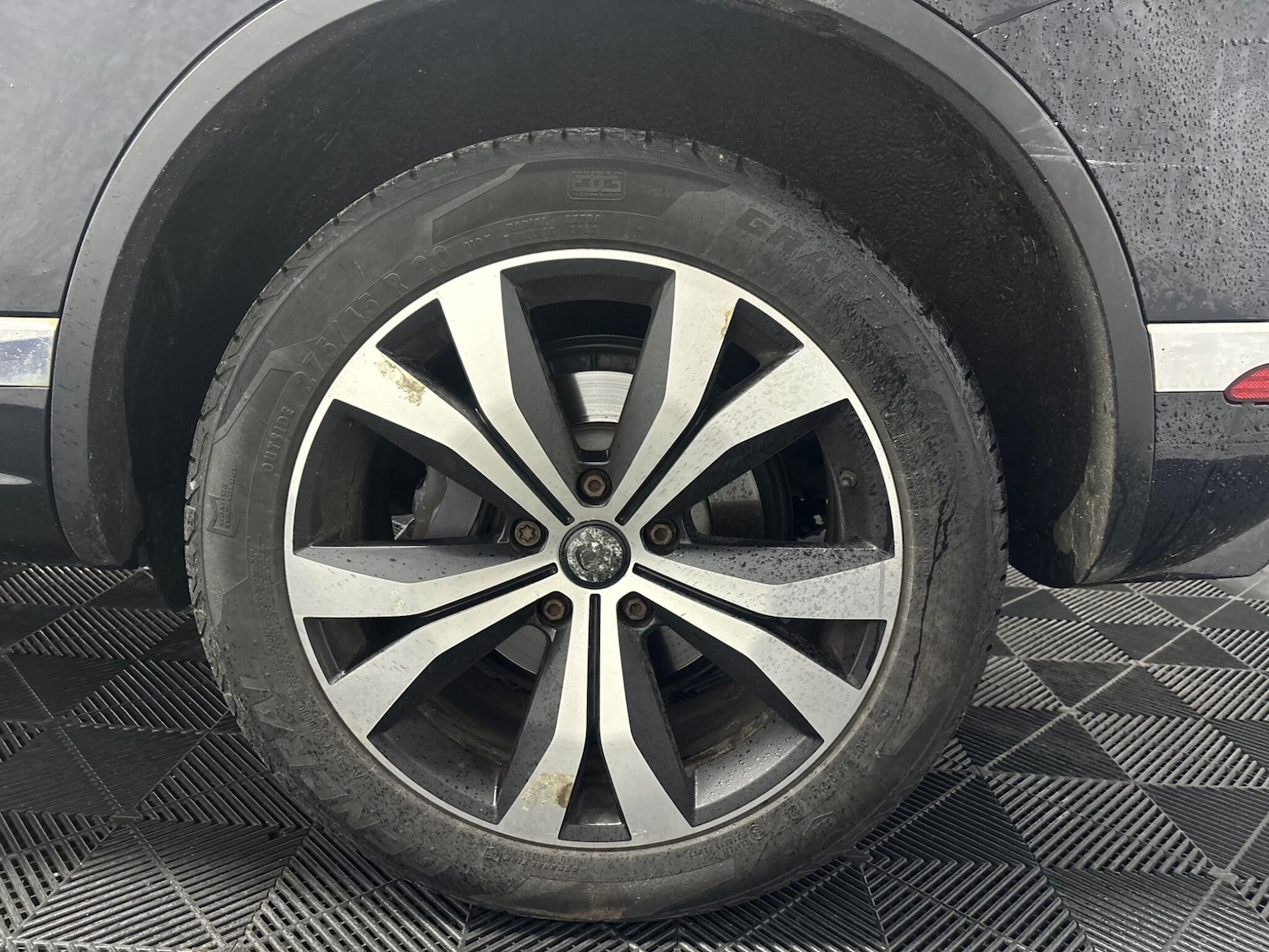 Used Volkswagen Touareg 2015 for sale - 77387397: Photo 26