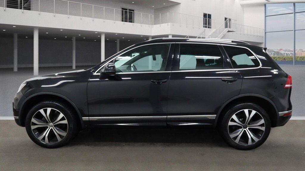 Used Volkswagen Touareg 2015 for sale - 77387397: Photo 9
