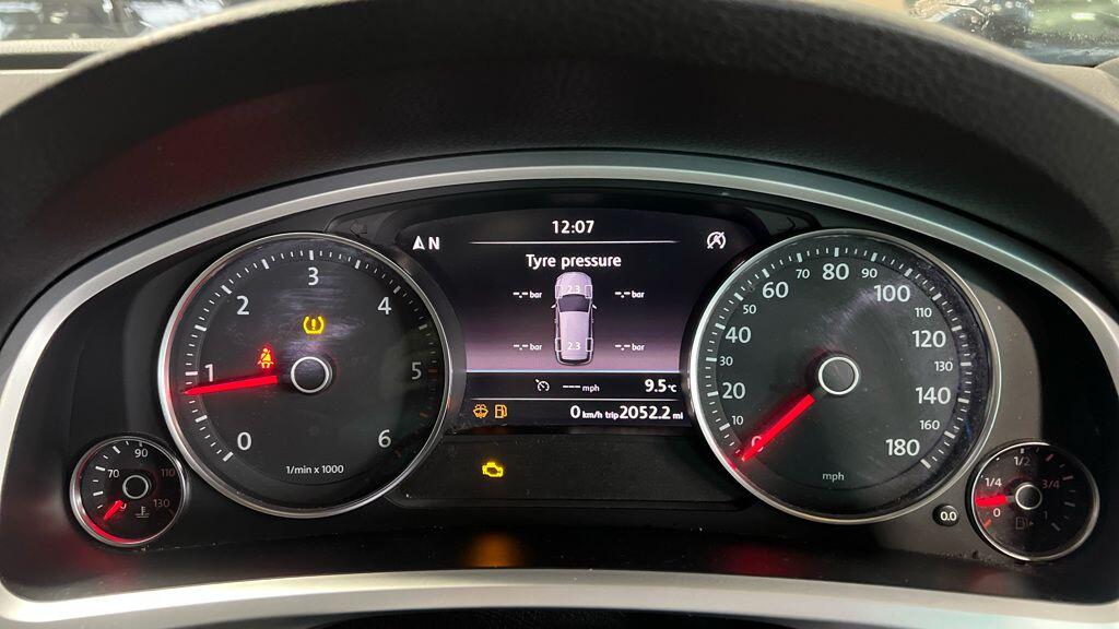 Used Volkswagen Touareg for sale - 78057646: Photo 5