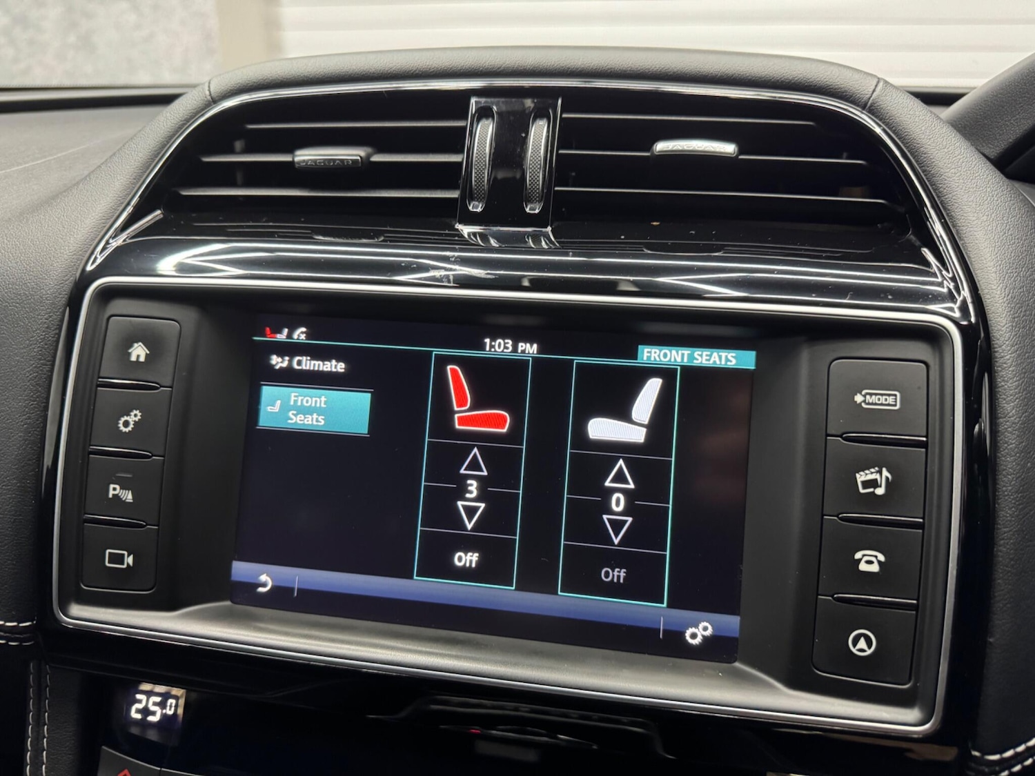 Used Jaguar F-Pace 2016 for sale - 76226262: Photo 14