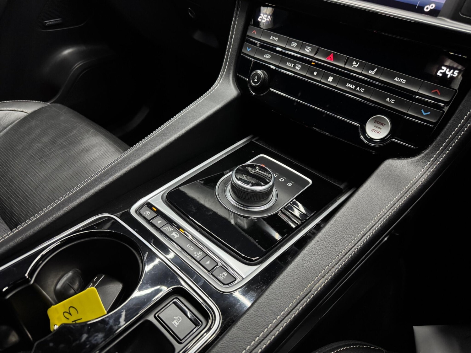 Used Jaguar F-Pace 2016 for sale - 76226262: Photo 18