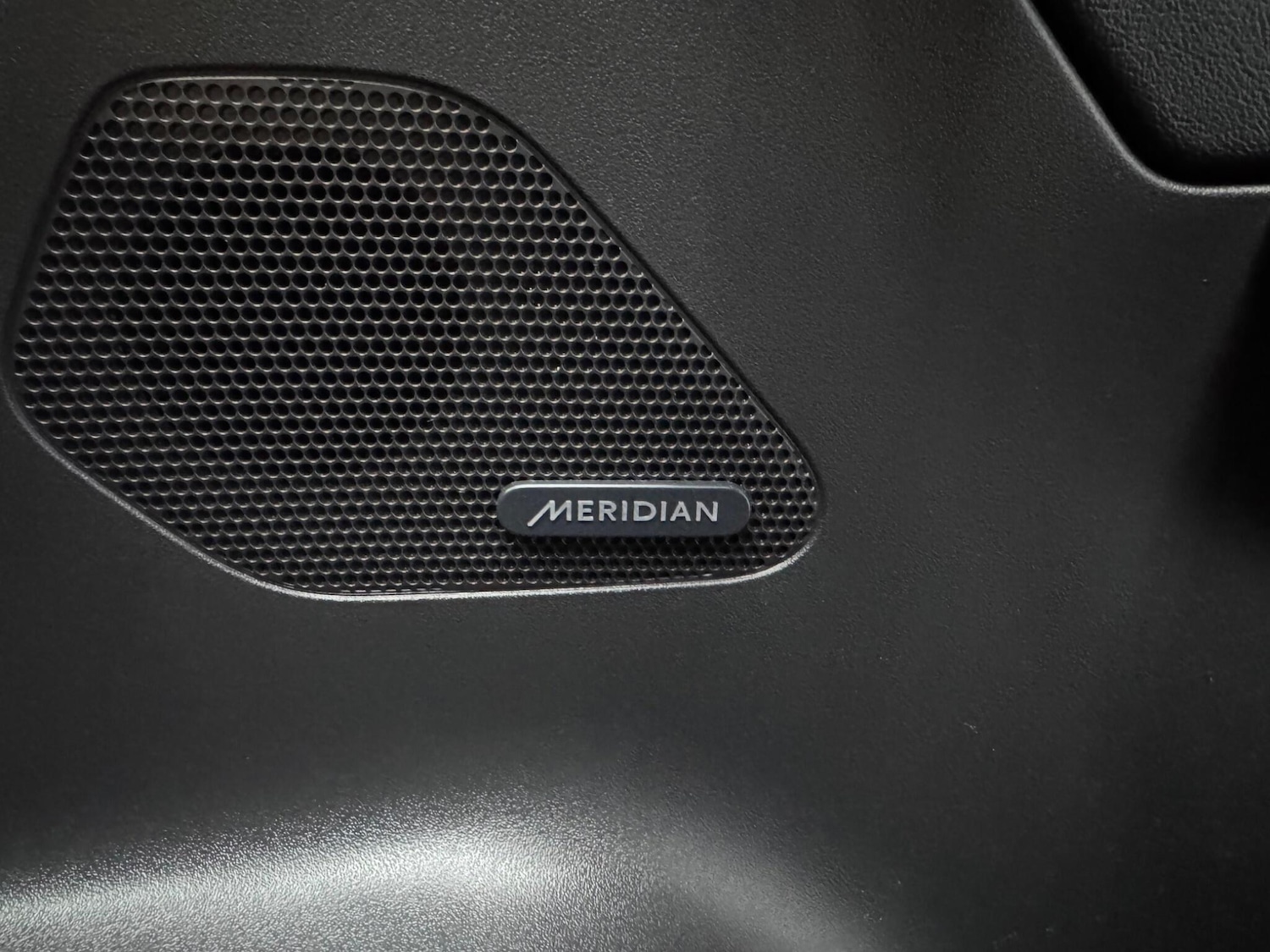 Used Jaguar F-Pace 2016 for sale - 76226262: Photo 25