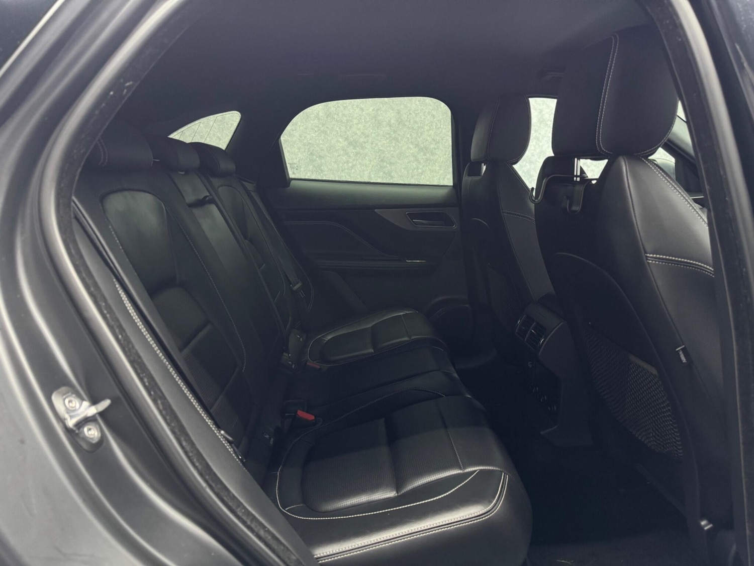 Used Jaguar F-Pace 2016 for sale - 76226262: Photo 7