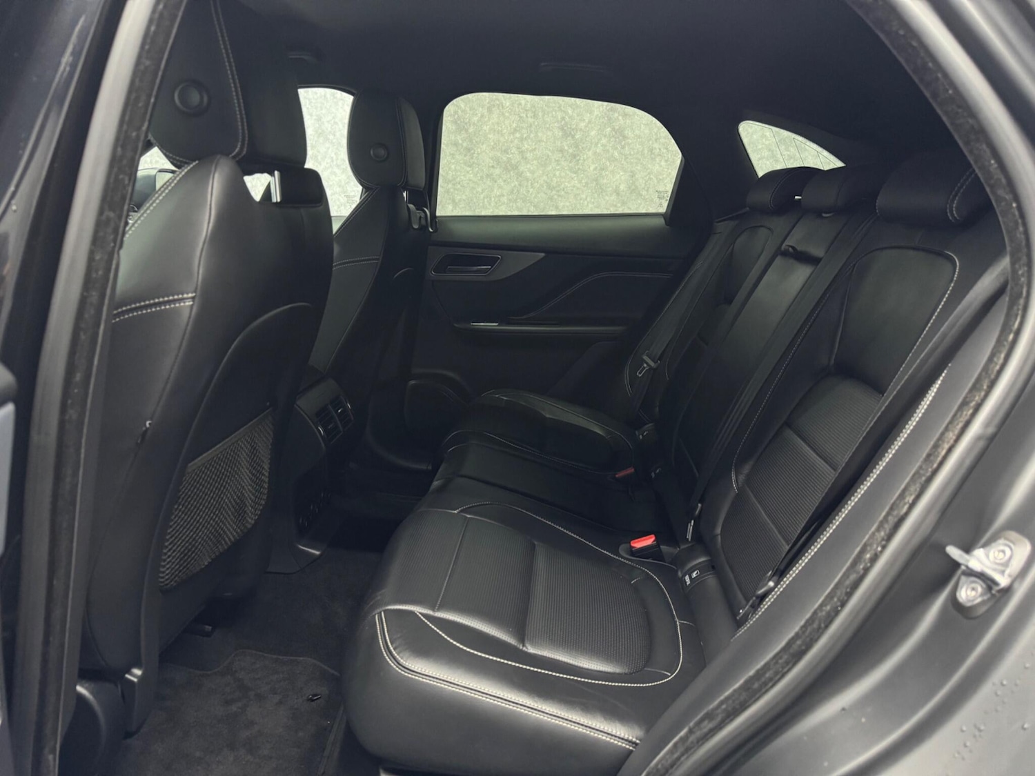 Used Jaguar F-Pace 2016 for sale - 76226262: Photo 8