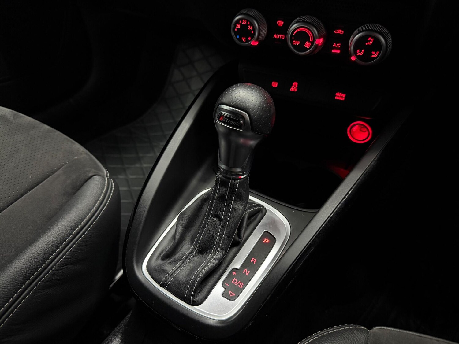 Used Audi A1 for sale - 78057579: Photo 12