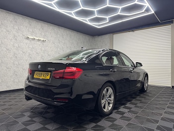 Used BMW 3 Series 2018 for sale - 76926788: Photo