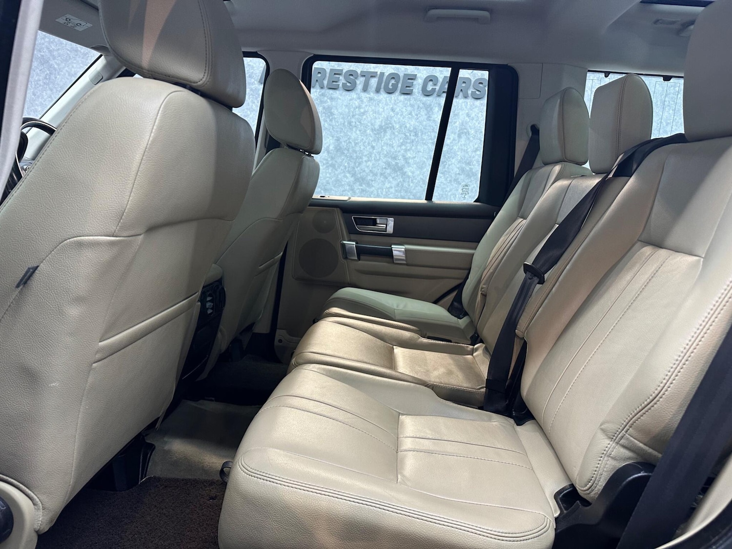 Used Land Rover Discovery 2014 for sale - 78058087: Photo 10