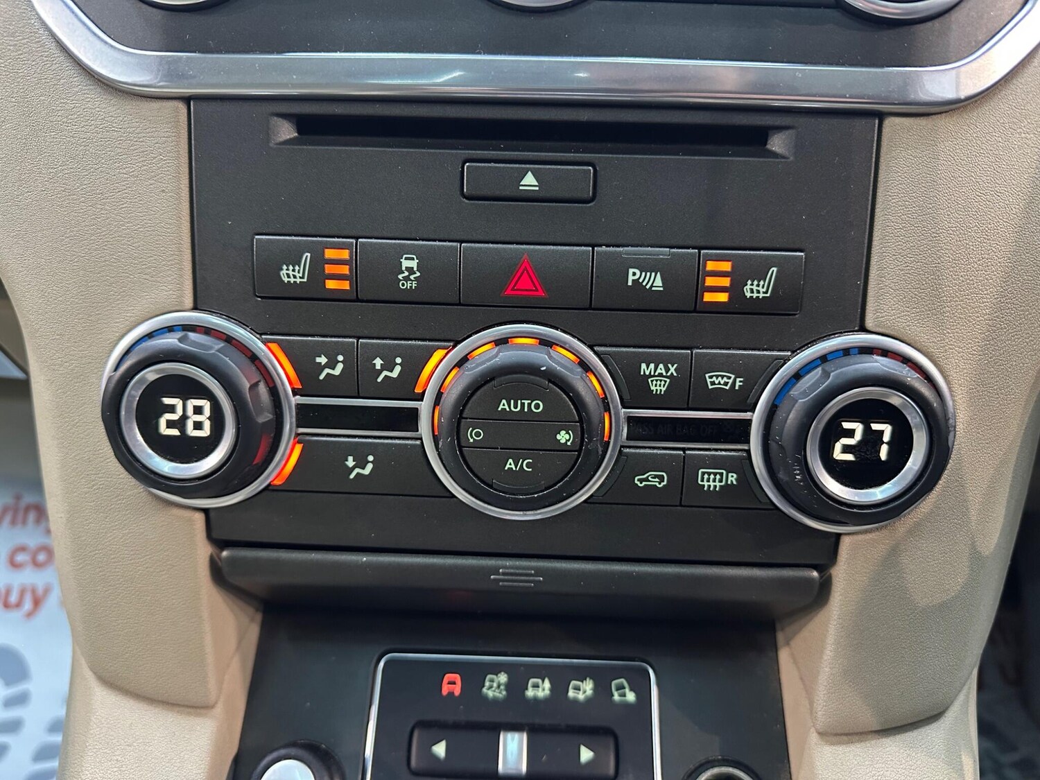 Used Land Rover Discovery 2014 for sale - 78058087: Photo 18