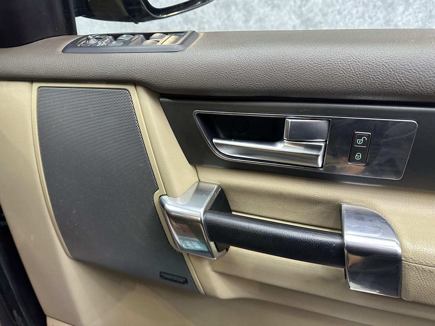 Used Land Rover Discovery 2014 for sale - 78058087: Photo 19