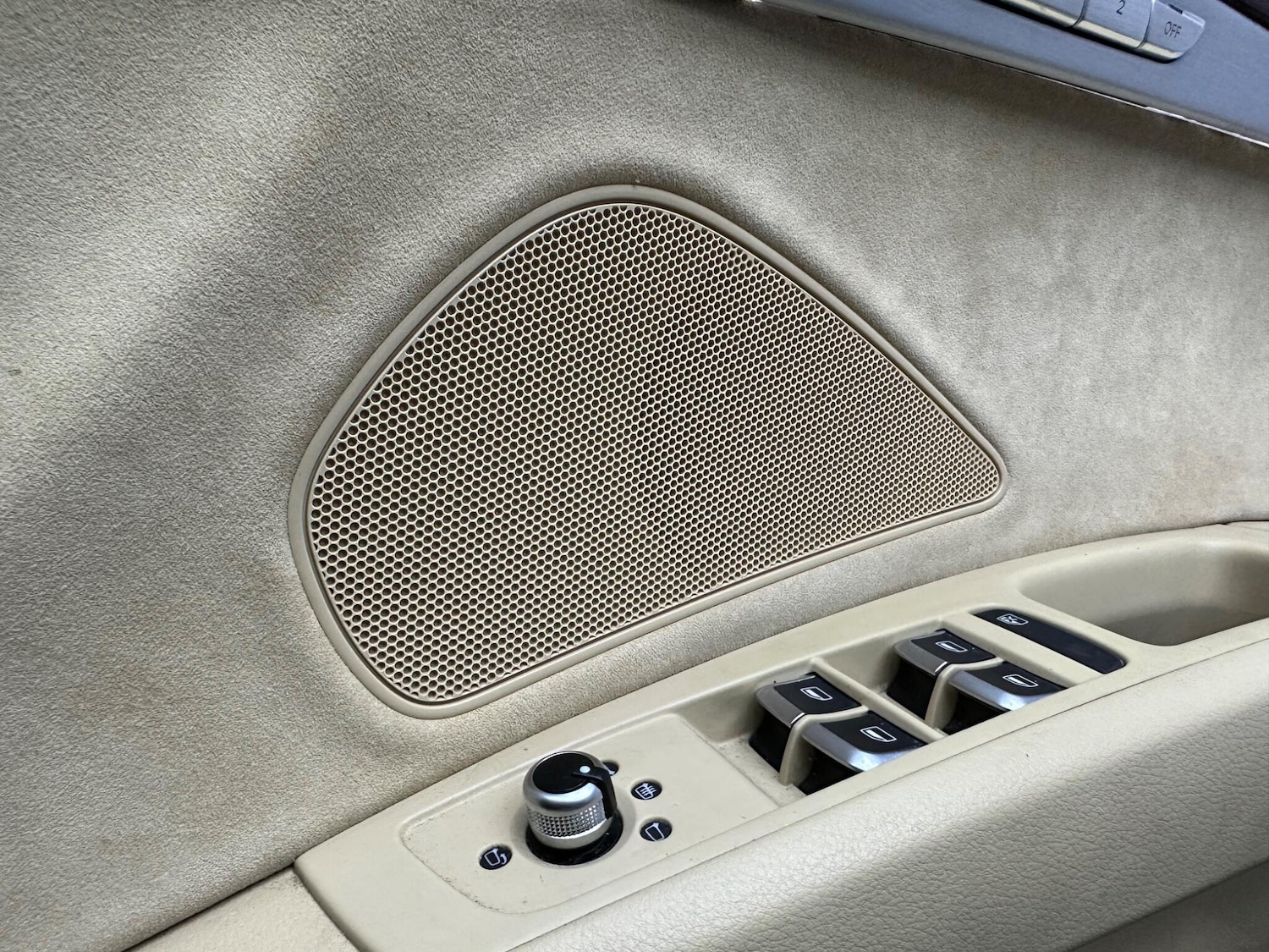 Used Audi A8 2011 for sale - 77671724: Photo 27