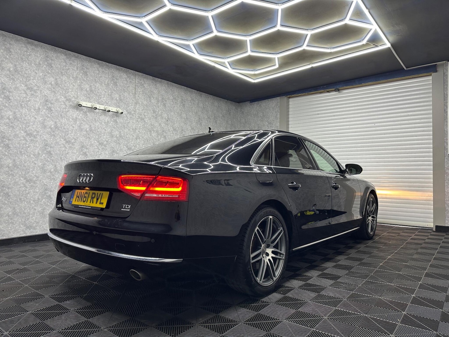 Used Audi A8 2011 for sale - 77671724: Photo 4