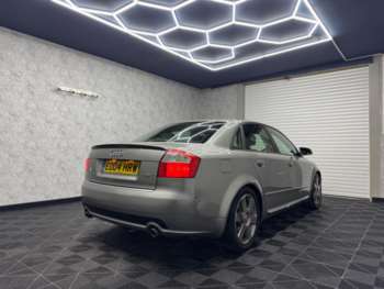 Used Audi A4 2004 for sale - 74125109: Photo