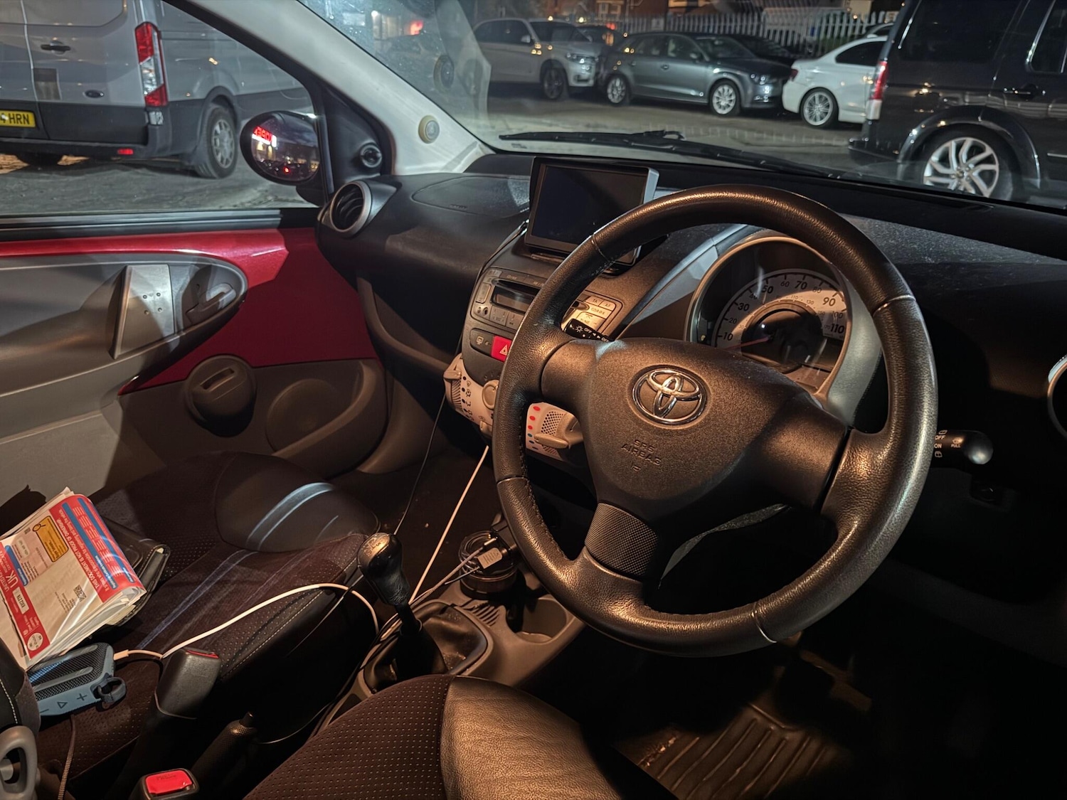 Used Toyota AYGO 2012 for sale - 76398203: Photo 2