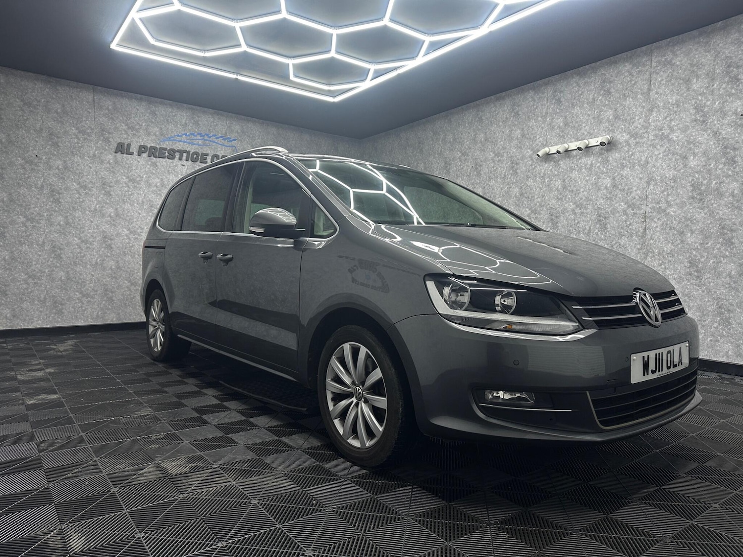 Used Volkswagen Sharan 2011 for sale - 78058954: Photo 21