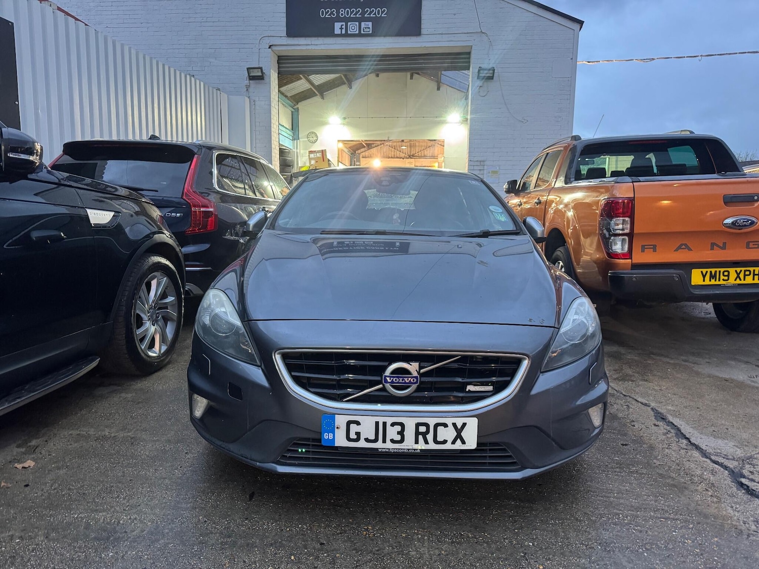 Used Volvo V40 2013 for sale - 76527696: Photo 5