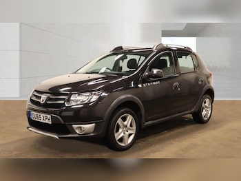 Used Dacia Sandero Stepway 2015 for sale - 78136324: Photo