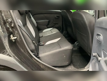 Used Dacia Sandero Stepway 2015 for sale - 78136324: Photo