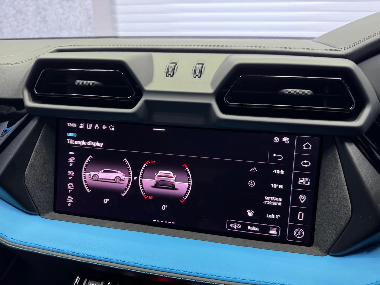 Used Lamborghini Urus 2025 for sale - 76997908: Photo 18