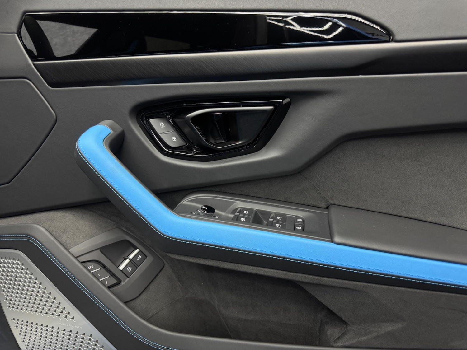 Used Lamborghini Urus 2025 for sale - 76997908: Photo 35