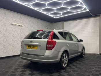 Used Kia Ceed 2011 for sale - 73717236: Photo