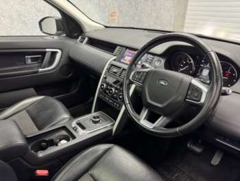 Used Land Rover Discovery Sport 2018 for sale - 75213702: Photo