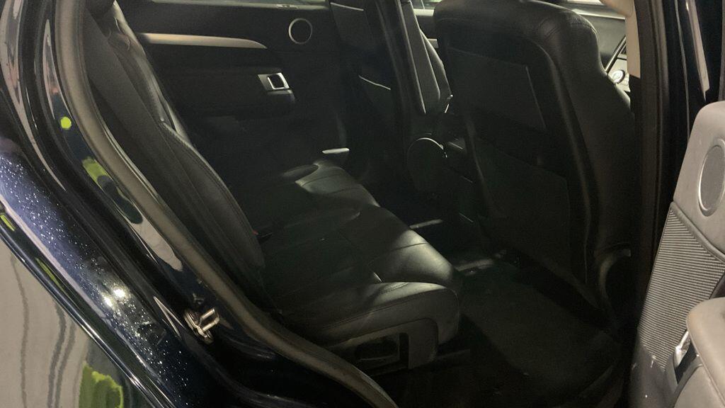 Used Land Rover Discovery 2019 for sale - 77454839: Photo 2