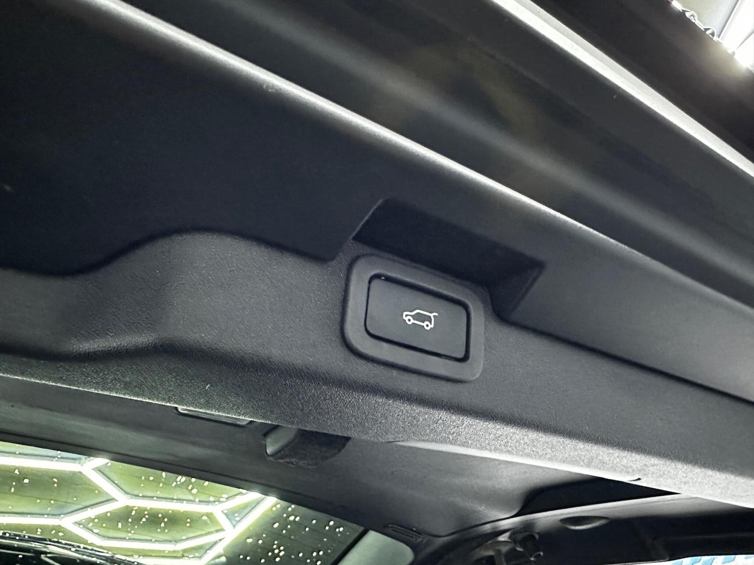 Used Land Rover Discovery 2019 for sale - 77454839: Photo 26