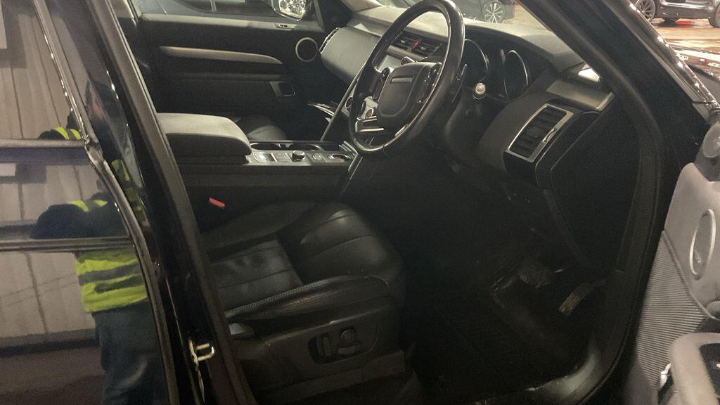 Used Land Rover Discovery 2019 for sale - 77454839: Photo 3