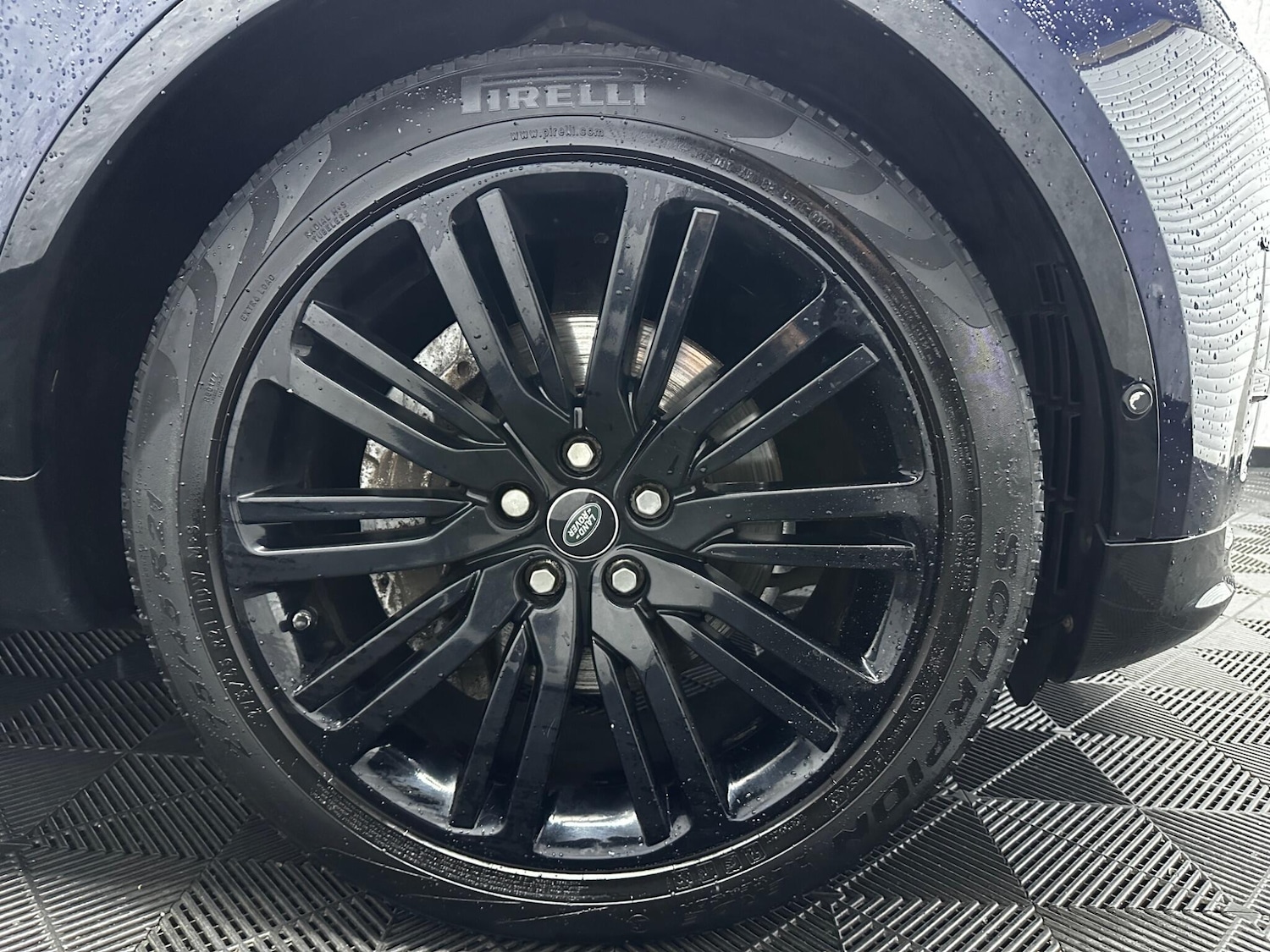 Used Land Rover Discovery 2019 for sale - 77454839: Photo 33