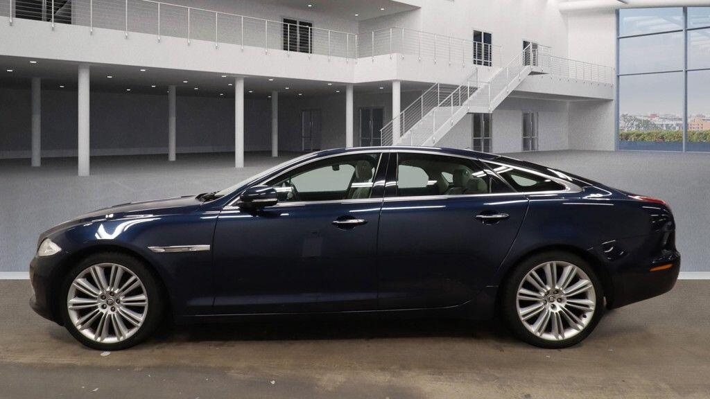 Used Jaguar XJ 2013 for sale - 77456385: Photo 11