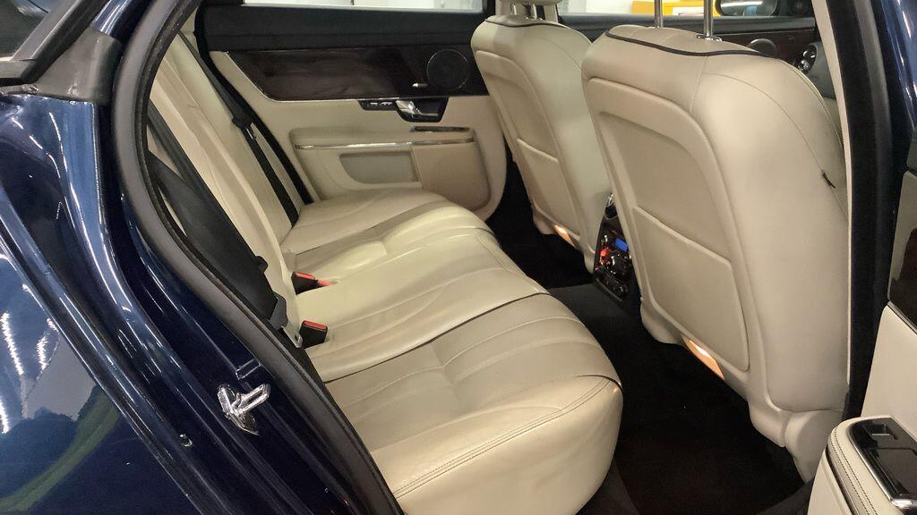 Used Jaguar XJ 2013 for sale - 77456385: Photo 4