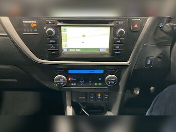 Used Toyota Auris 2014 for sale - 77411682: Photo