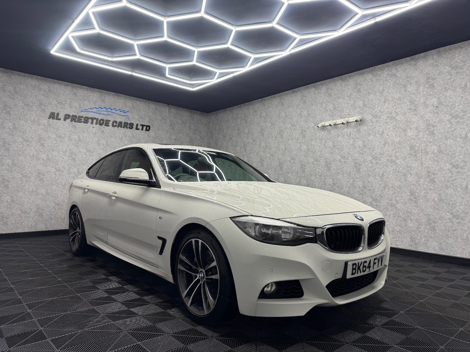 Used BMW 3 Series Gran Turismo 2014 for sale - 76688552: Photo 33