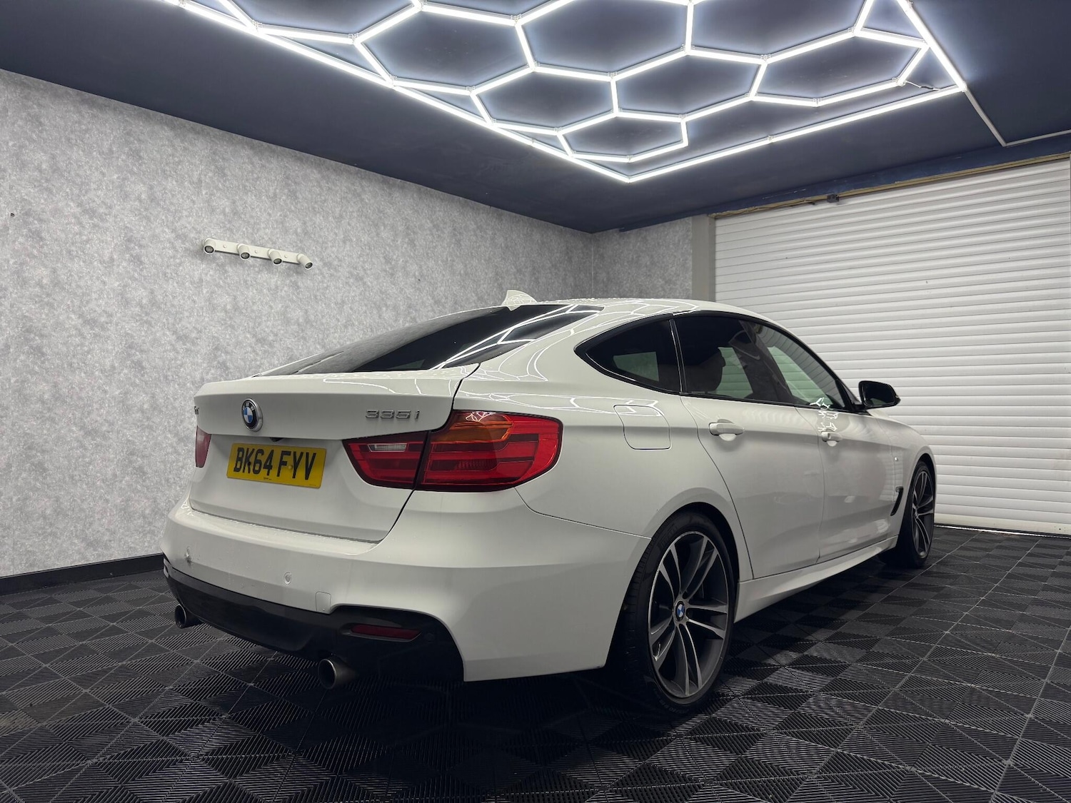 Used BMW 3 Series Gran Turismo 2014 for sale - 76688552: Photo 4